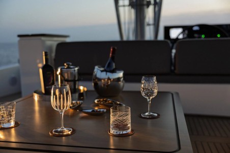 Catana Group Bali 5.8 - 4 + 2 cab. New Horizons 4