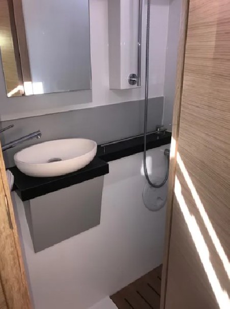 Lagoon-Bénéteau Lagoon 39 - 4 + 2 cab. Lost Cat