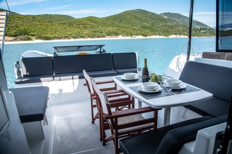 Lagoon-Bénéteau Lagoon 40 - 4 + 1 cab. Trinacria