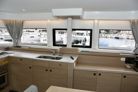 Lagoon-Bénéteau Lagoon 43 - 4 + 2 cab. Bonnie