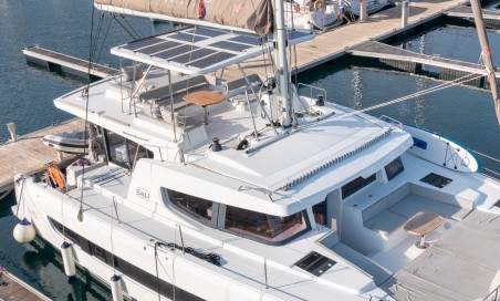 Catana Group Bali 4.6 - 5 + 2 cab. Cyprinus