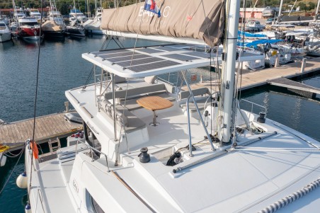 Catana Group Bali 4.6 - 5 + 2 cab. Cyprinus