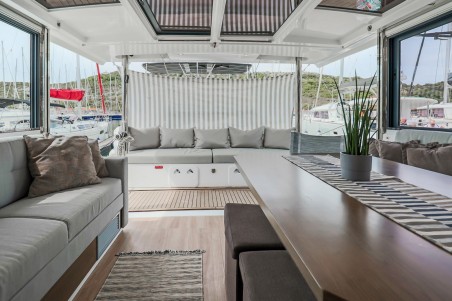 Catana Group Bali 4.6 - 5 + 2 cab. Cyprinus