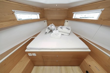 Elan Marine Elan Impression 45 - 3 cab. Starlight