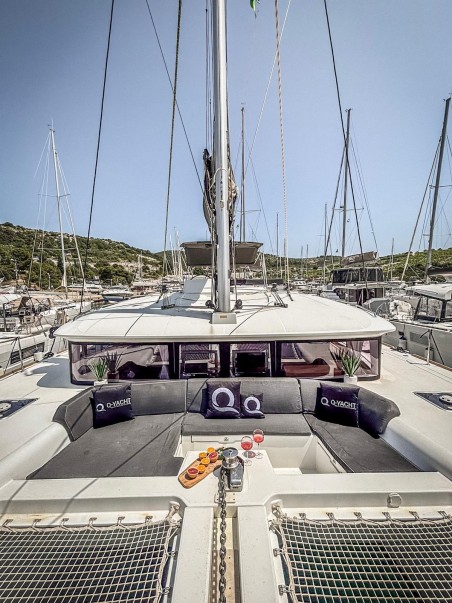 Lagoon-Bénéteau Lagoon 450 F - 4 + 2 cab. Red Twin