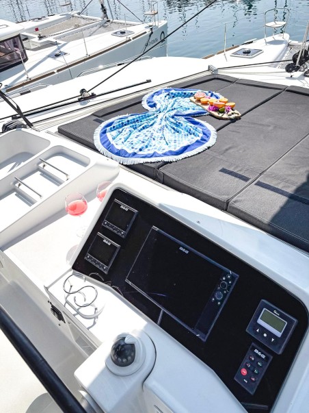 Lagoon-Bénéteau Lagoon 450 F - 4 + 2 cab. Red Twin II