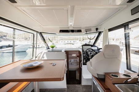 Jeanneau Merry Fisher 895 Offshore Shearwater