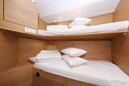 Elan Marine Elan Impression 45 - 4 cab. Bava