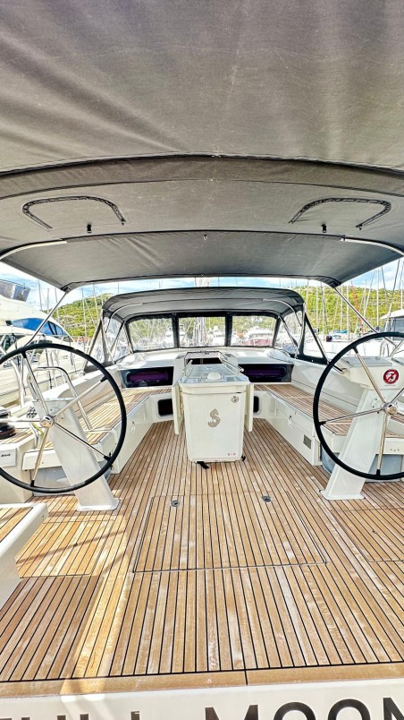 Bénéteau Oceanis 51.1 Full Moon