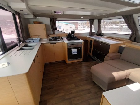 Fountaine Pajot Fountaine Pajot Tanna 47 - 5 + 1 cab. Eros