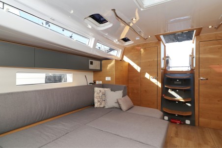 Elan Marine Elan Impression 45 - 4 cab. Scarlett