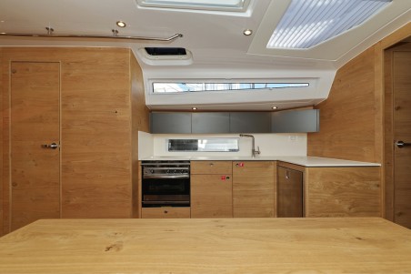 Elan Marine Elan Impression 45 - 4 cab. Scarlett