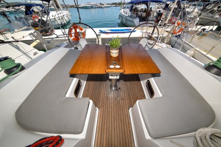 Bavaria Yachtbau Bavaria Cruiser 51 Yolo