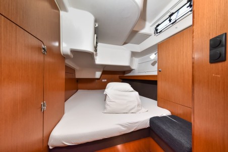 Bavaria Yachtbau Bavaria Cruiser 51 Yolo