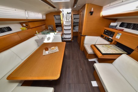 Jeanneau Sun Odyssey 449 Pižulot