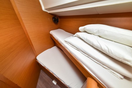 Jeanneau Sun Odyssey 449 Pižulot