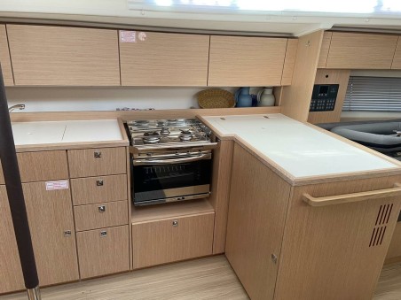 Bavaria Yachtbau Bavaria C42 Seawave