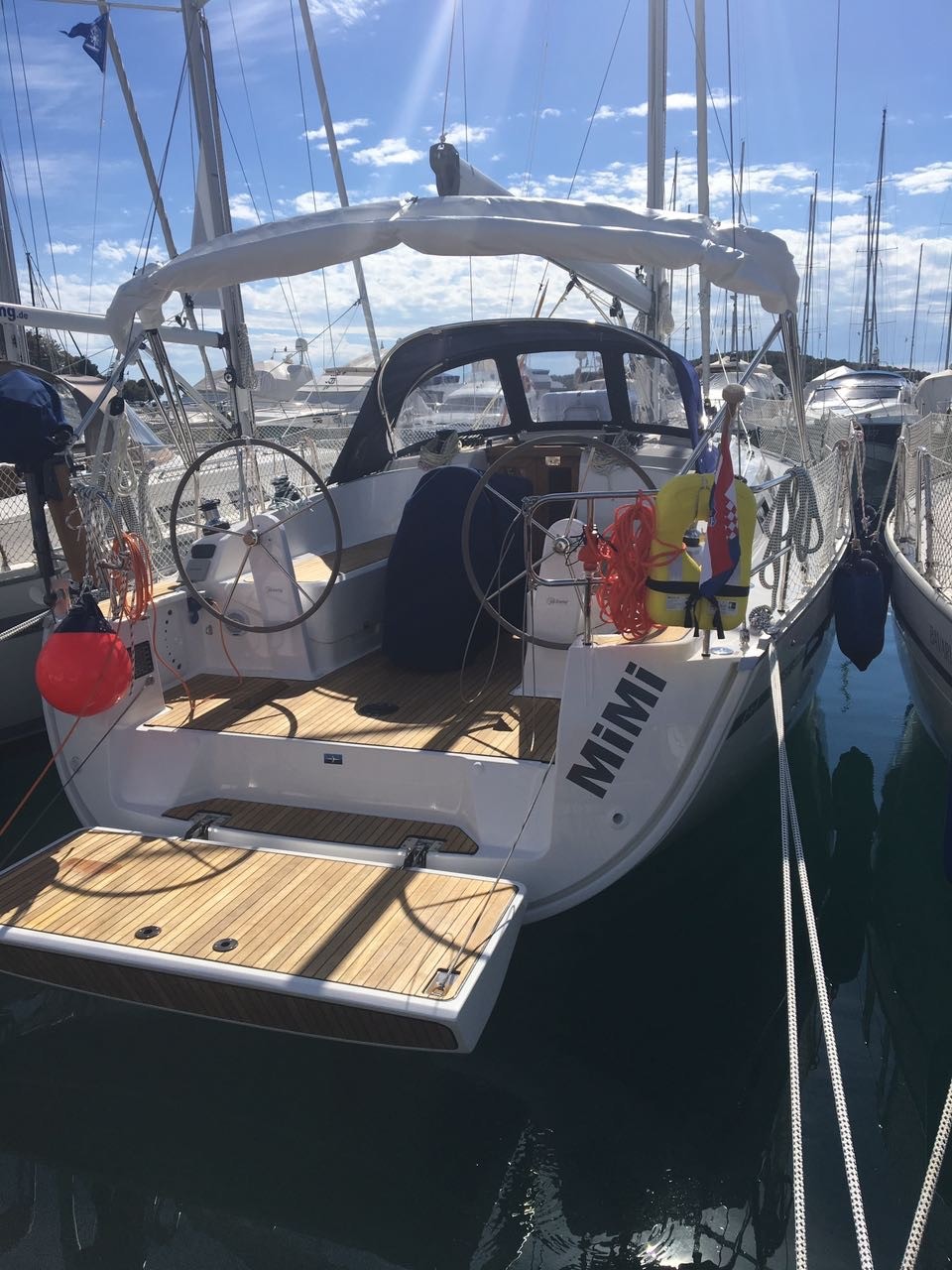 Bavaria Yachtbau Bavaria Cruiser 37 - 3 cab. Mimi