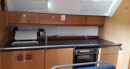 Bavaria Yachtbau Bavaria Cruiser 40 Inipi