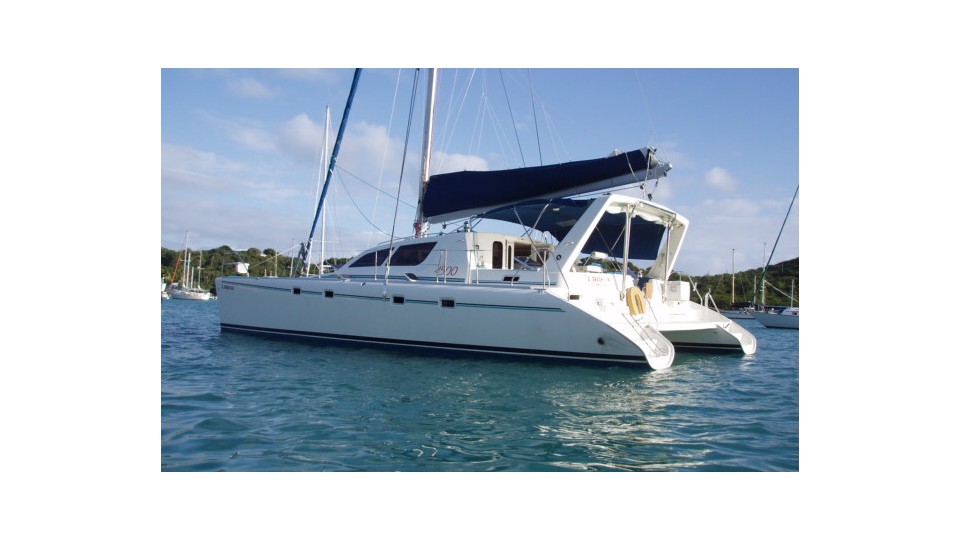 Leopard Catamarans / Robertson & Caine Leopard 45 Marina
