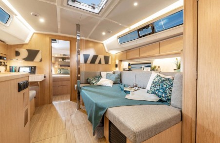 Bavaria Yachtbau Bavaria C38 Alegria