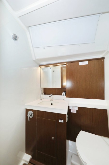 Bavaria Yachtbau Bavaria C57 - 3 + 1 cab. BE Luxe