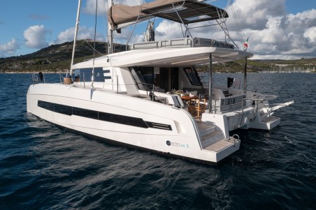Cervetti Yachts Cervetti 44 - 4 + 1 cab. Bela