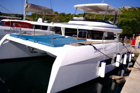 Cervetti Yachts Cervetti 44 Power - 4 + 1 cab. Abuzz
