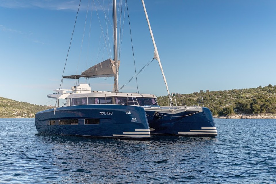 Dufour Yachts Dufour 48 Catamaran - 5 + 1 cab. Roy