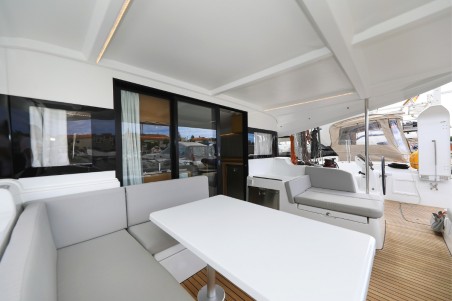 Excess Excess 14 - 4 + 2 cab. Windhunter