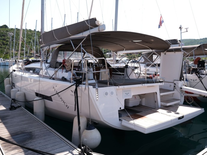 Dufour Yachts Dufour 560 GL - 4 + 1 cab. Petrovich