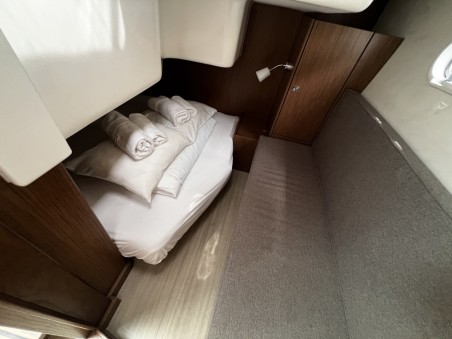 Bavaria S29+ | Czarter jachtu Chorwacja | Travelboat