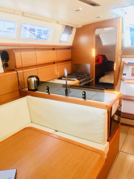 Jeanneau Sun Odyssey 379 Argo
