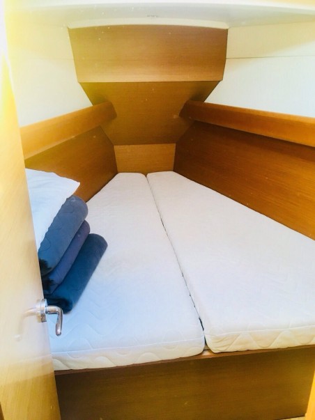 Jeanneau Sun Odyssey 379 Argo