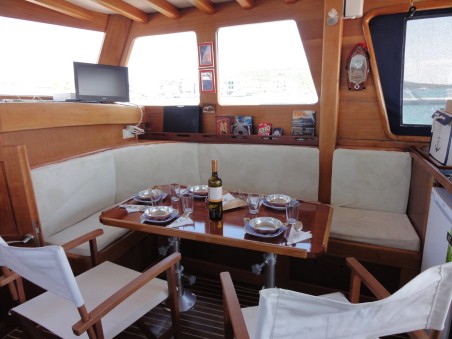 Custom Made Larus - 3 + 1 cab. Larus