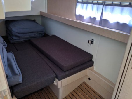 Futura 36 Tofino | Czarter jachtu Chorwacja | Travelboat