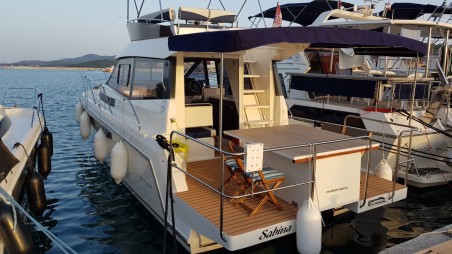 Delphia Yachts Platinum 989 Fly Sabina