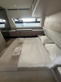 Azimut / Benetti Yachts Azimut 53 Fly White