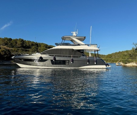 Azimut / Benetti Yachts Azimut 68 - 4 + 1 cab. Pangea