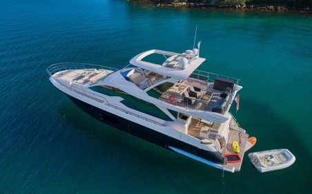 Azimut 72 Fly | Yacht Charter Croatia | Travelboat