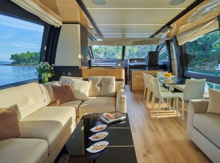 Azimut 72 Fly | Yacht Charter Croatia | Travelboat