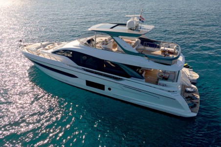 Azimut 78 Fly | Yacht Charter Croatia | Travelboat