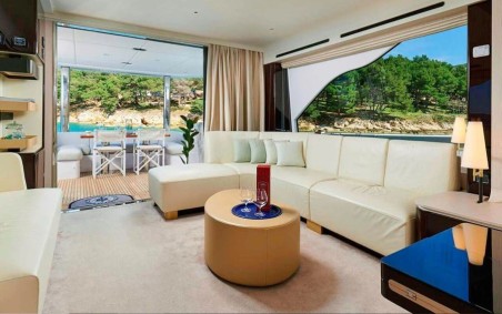 Azimut 78 Fly | Yacht Charter Croatia | Travelboat