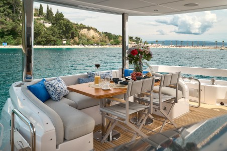 Azimut 78 Fly | Yacht Charter Croatia | Travelboat