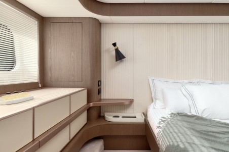 Azimut / Benetti Yachts Azimut Magellano 66 Princess M