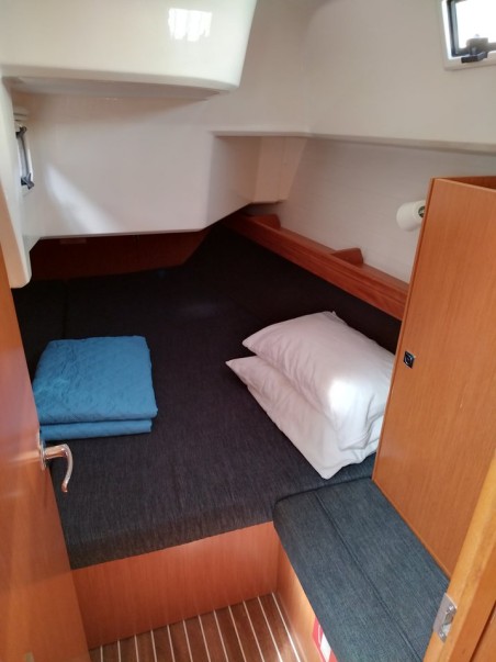 Bavaria Cruiser 37 | Yacht Charter Greece | Travelboat