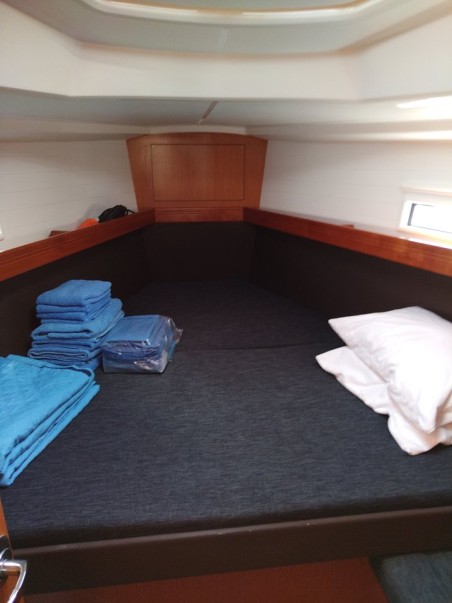 Bavaria Cruiser 37 | Yacht Charter Greece | Travelboat