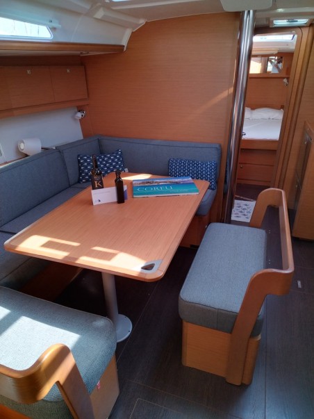 Dufour 430 | Czarter jachtu Grecja | Travelboat