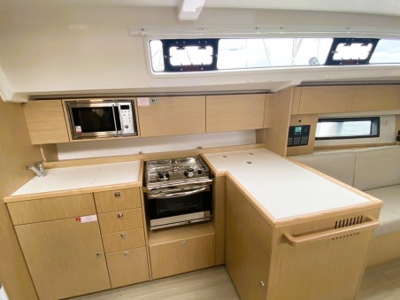 Bavaria Yachtbau Bavaria C42 Christos