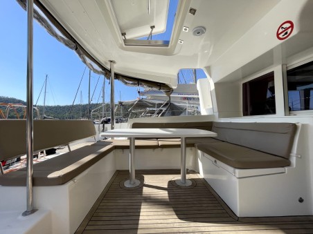 Lagoon-Bénéteau Lagoon 450 F - 4 + 2 cab. Altair